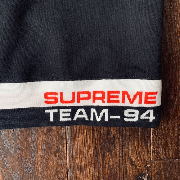 SUPREME Crewneck Sweatshirt 🔥